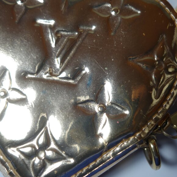 Louis Vuitton Vernis Patent Leather Miroir Heart Coin Purse, Sz 4 in x 4.25 in - Picture 14 of 16